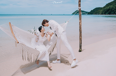 Rectangle 22_1762334030_8e777708